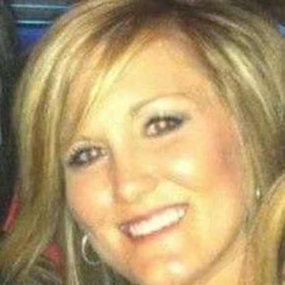 Meet your Posher, Beth - Picture 1 of 1